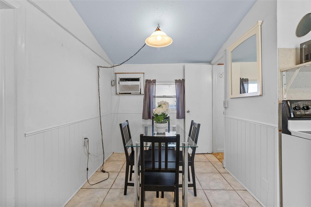 784 South McCall Road Englewood, FL 34223 - Photo 39 of 92