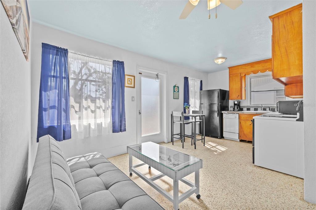 784 South McCall Road Englewood, FL 34223 - Photo 7 of 92