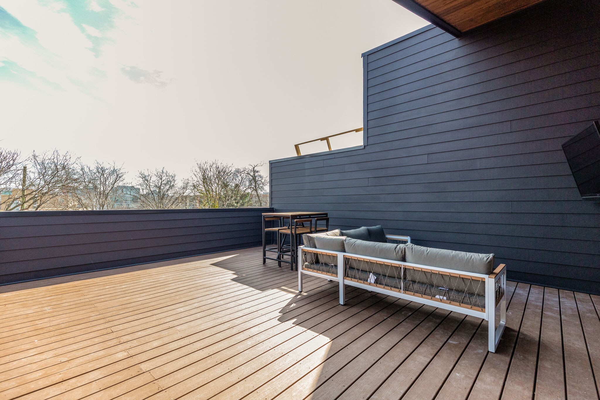613 A 21st Avenue North Nashville, TN 37203 - Photo 37 of 59 a view of sitting area on roof deck