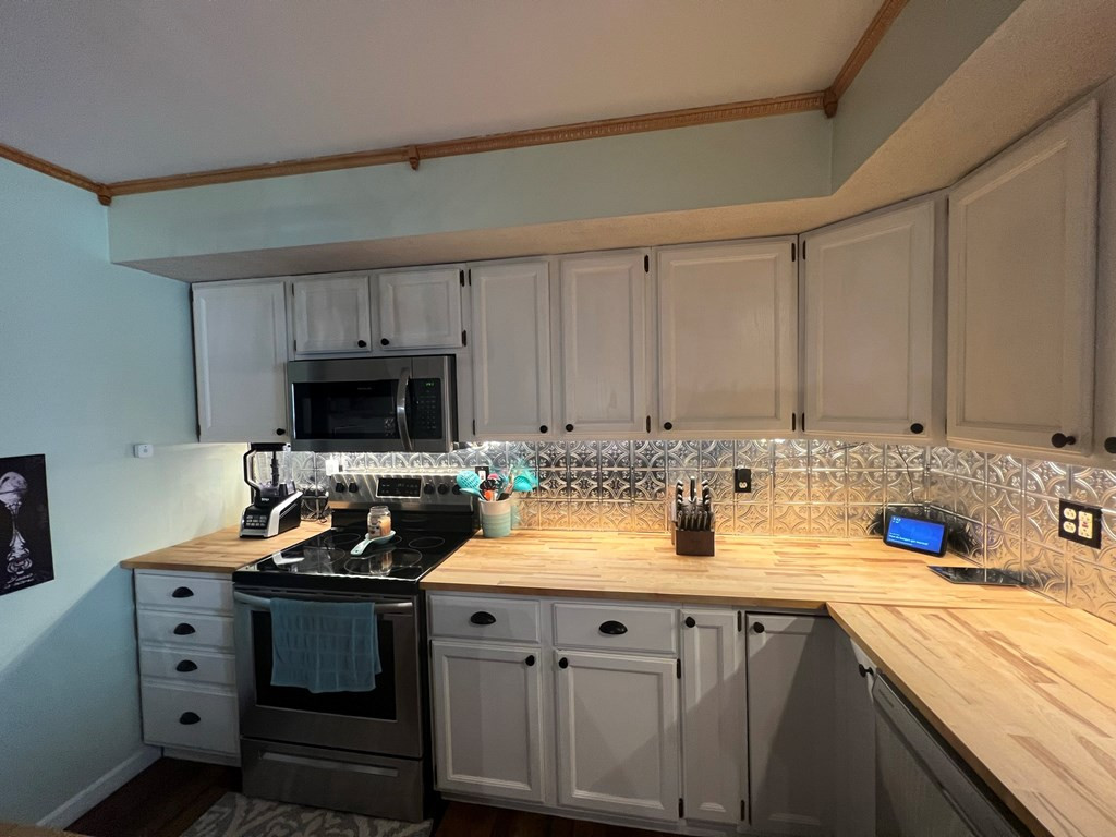 1750 State Rte 3 Morrisonville, NY 12962 - Photo 6 of 31 Gallery Image 6