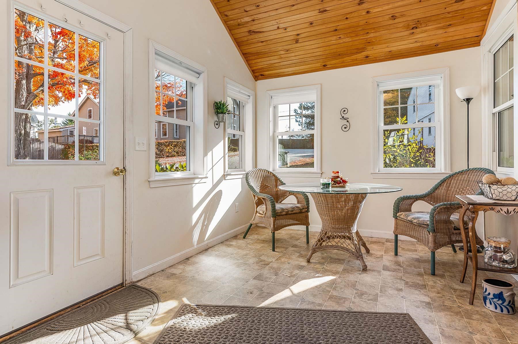 23 Prospect Street Exeter, NH 03833 - Photo 3 of 41