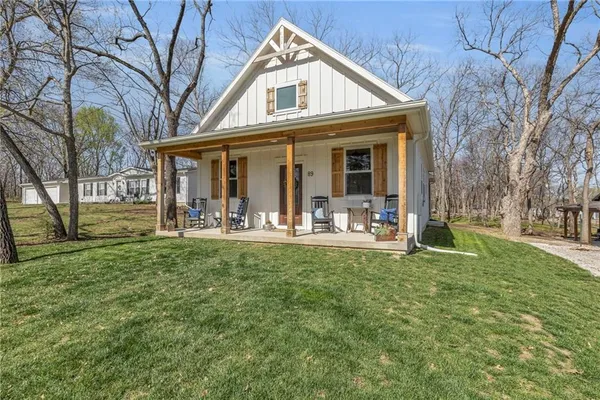 $475,000 | 89 Enchanted Lane, Linn Valley, KS 66040