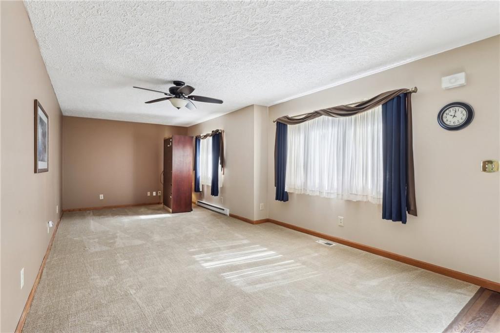 96 Concord Road Hermitage, PA 16148 - Photo 2 of 25 Gallery Image 2