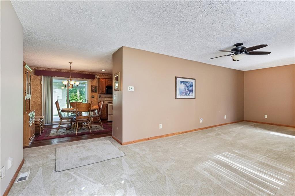 96 Concord Road Hermitage, PA 16148 - Photo 3 of 25 Gallery Image 3