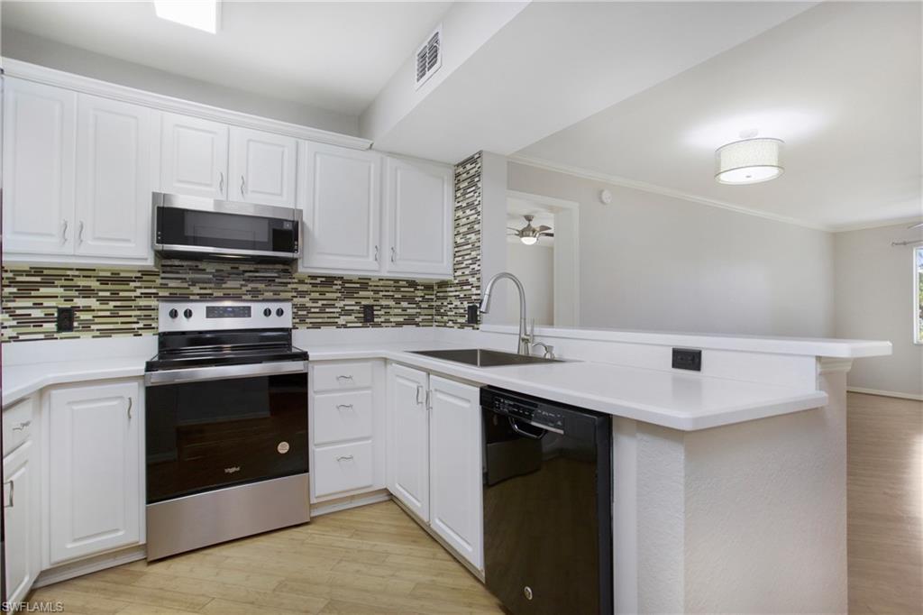 8271 Key Royal Circle, Unit 924 Naples, FL 34119 - Photo 3 of 38