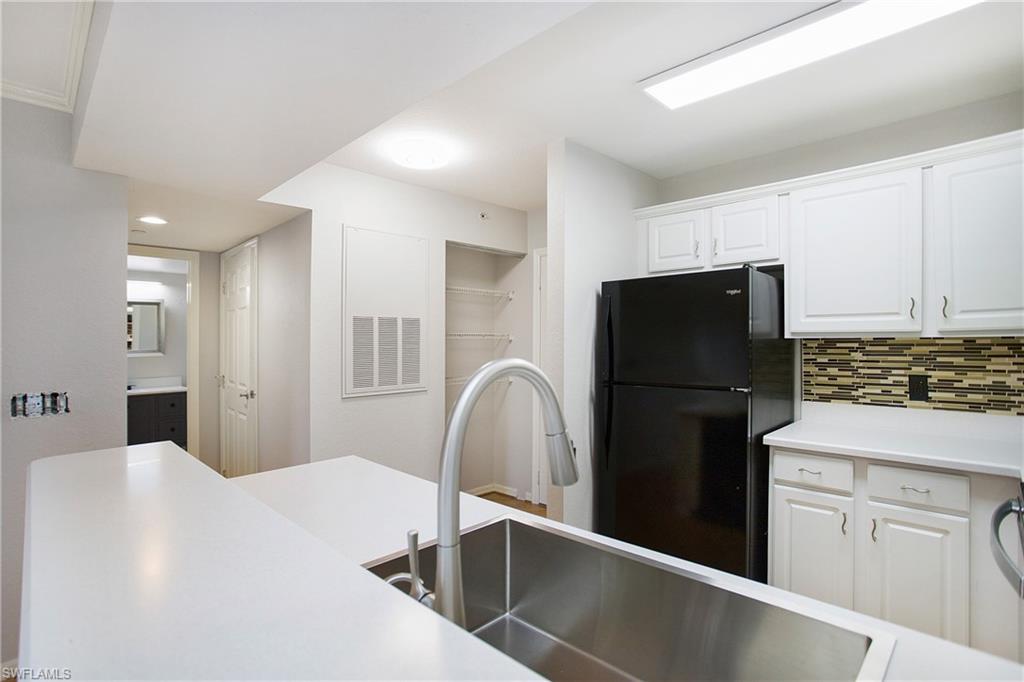 8271 Key Royal Circle, Unit 924 Naples, FL 34119 - Photo 4 of 38