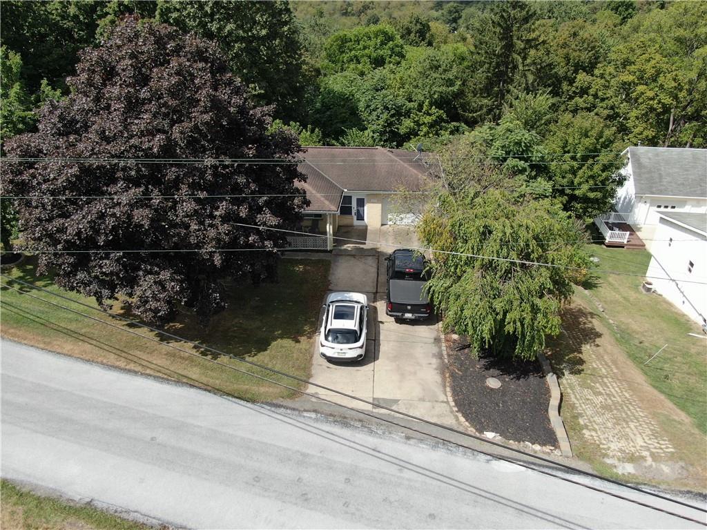 563 Paris Colliers Road Burgettstown, PA 15021 - Photo 2 of 30 Gallery Image 2