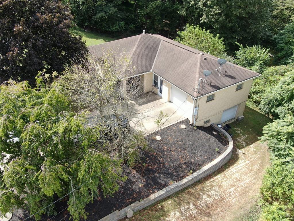 563 Paris Colliers Road Burgettstown, PA 15021 - Photo 6 of 30 Gallery Image 6