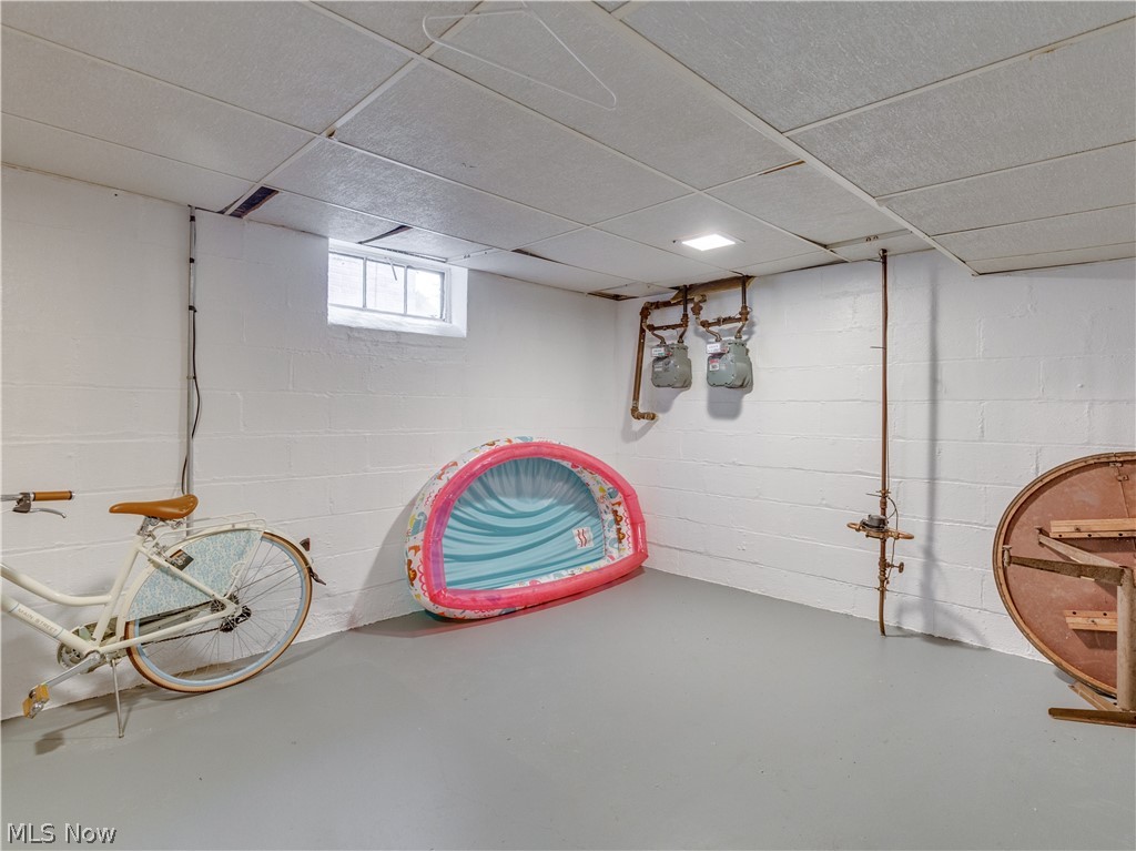13658 Cedar Road Cleveland, OH 44118 - Photo 13 of 13