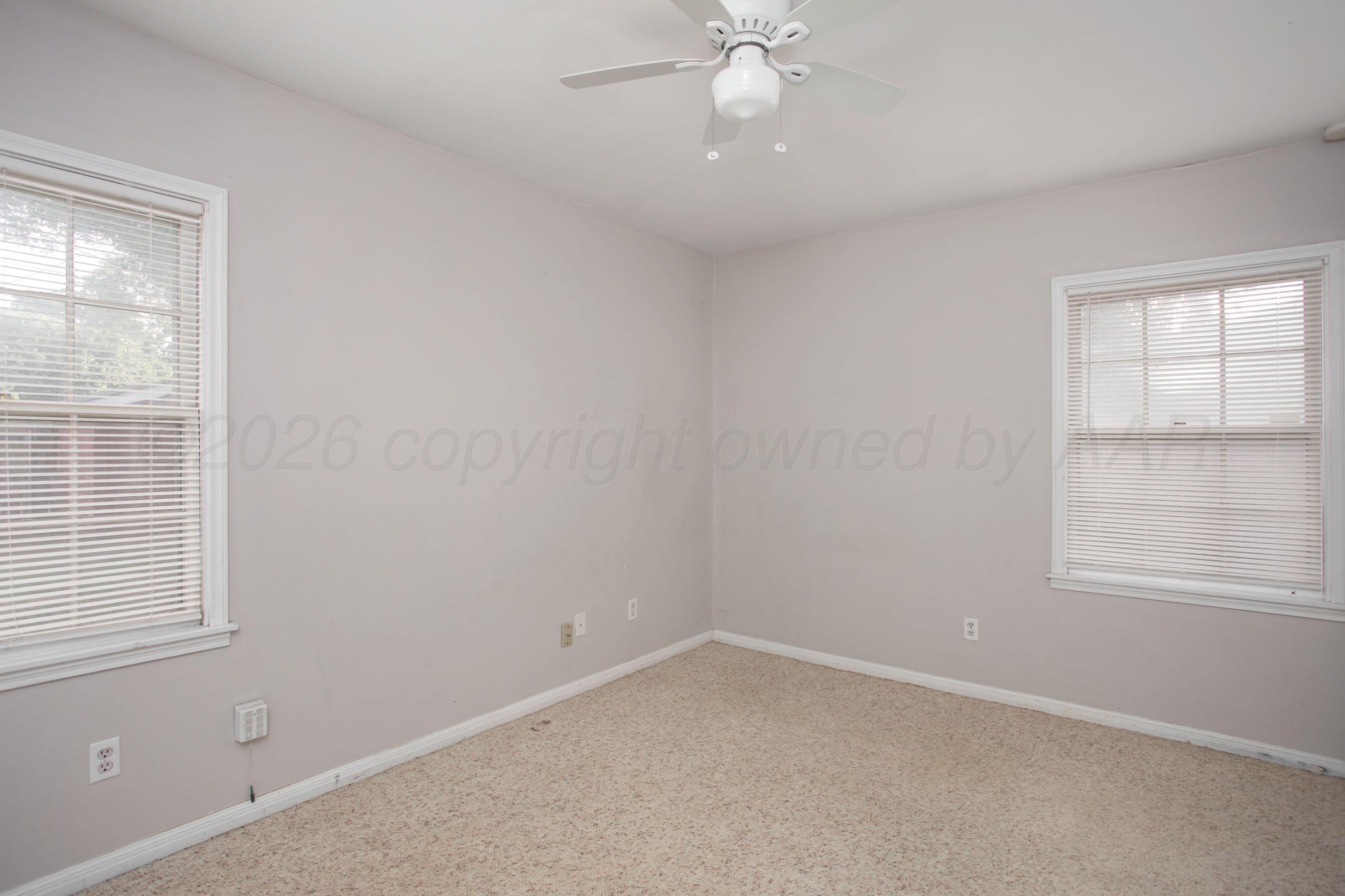 5520 Randolph Road Amarillo, TX 79106 - Photo 12 of 25 9