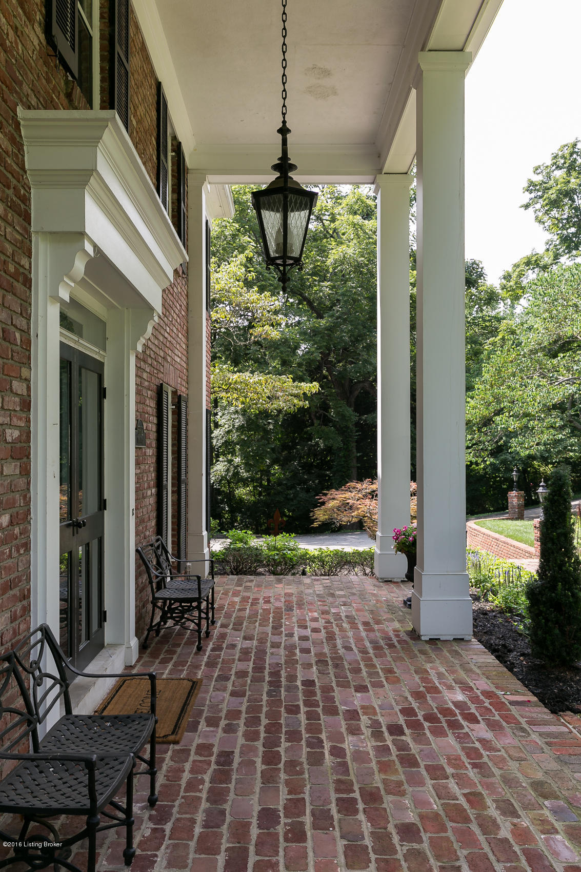 5802 Orion Road Louisville, KY 40222 - Photo 5 of 41 Relaxing shaded front porch