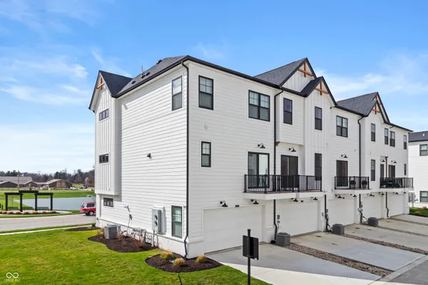 $299,900 | 4541 Pennsy Way, Brownsburg, IN 46112
