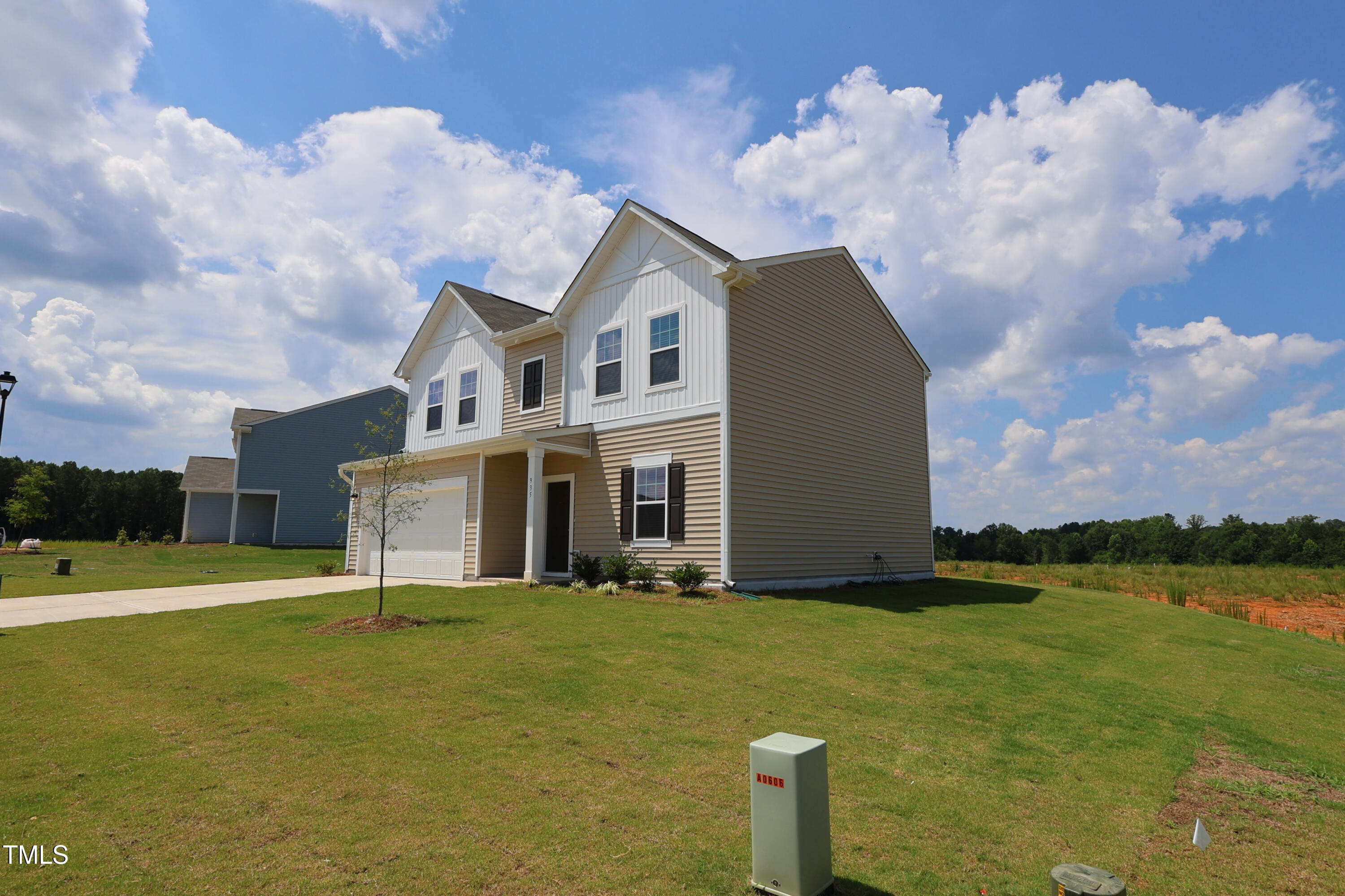 935 Bombardier Ln Spring Spring Hope, NC 27882 - Photo 4 of 43 Front Right