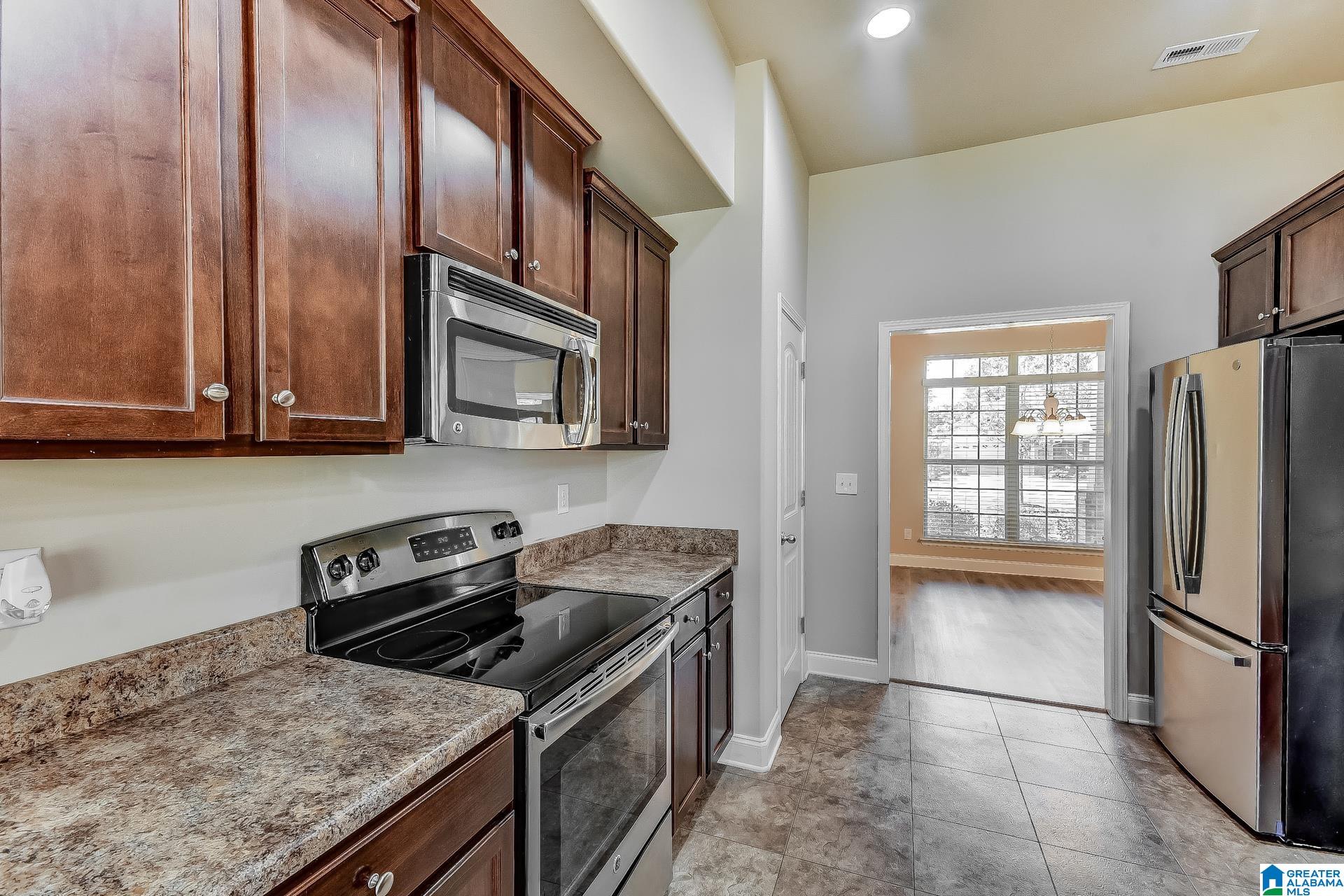 313 Golden Meadows Place Alabaster, AL 35007 - Photo 7 of 16