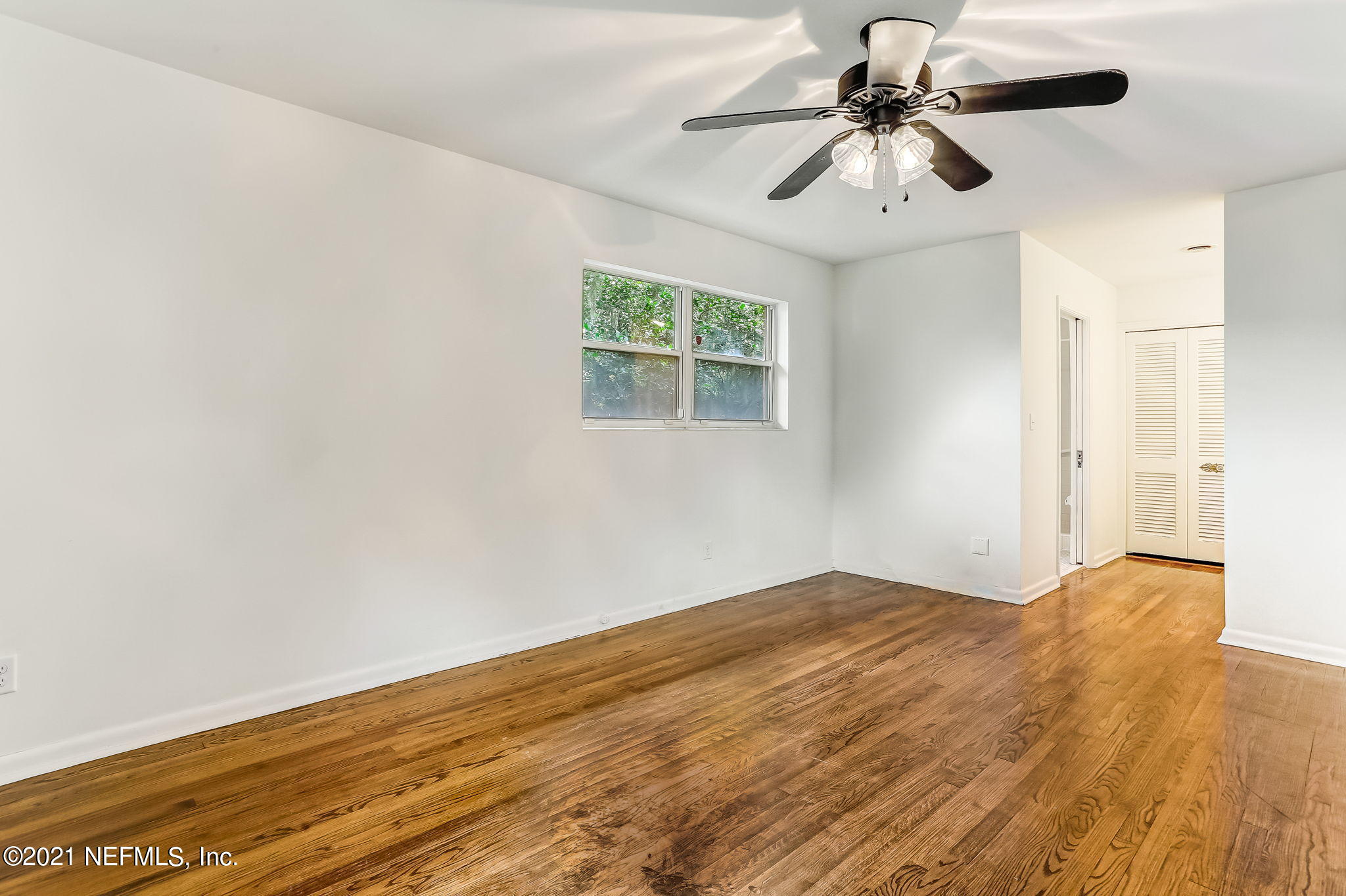 6841 Estrada Road Jacksonville, FL 32217 - Photo 13 of 48 Primary Bedroom