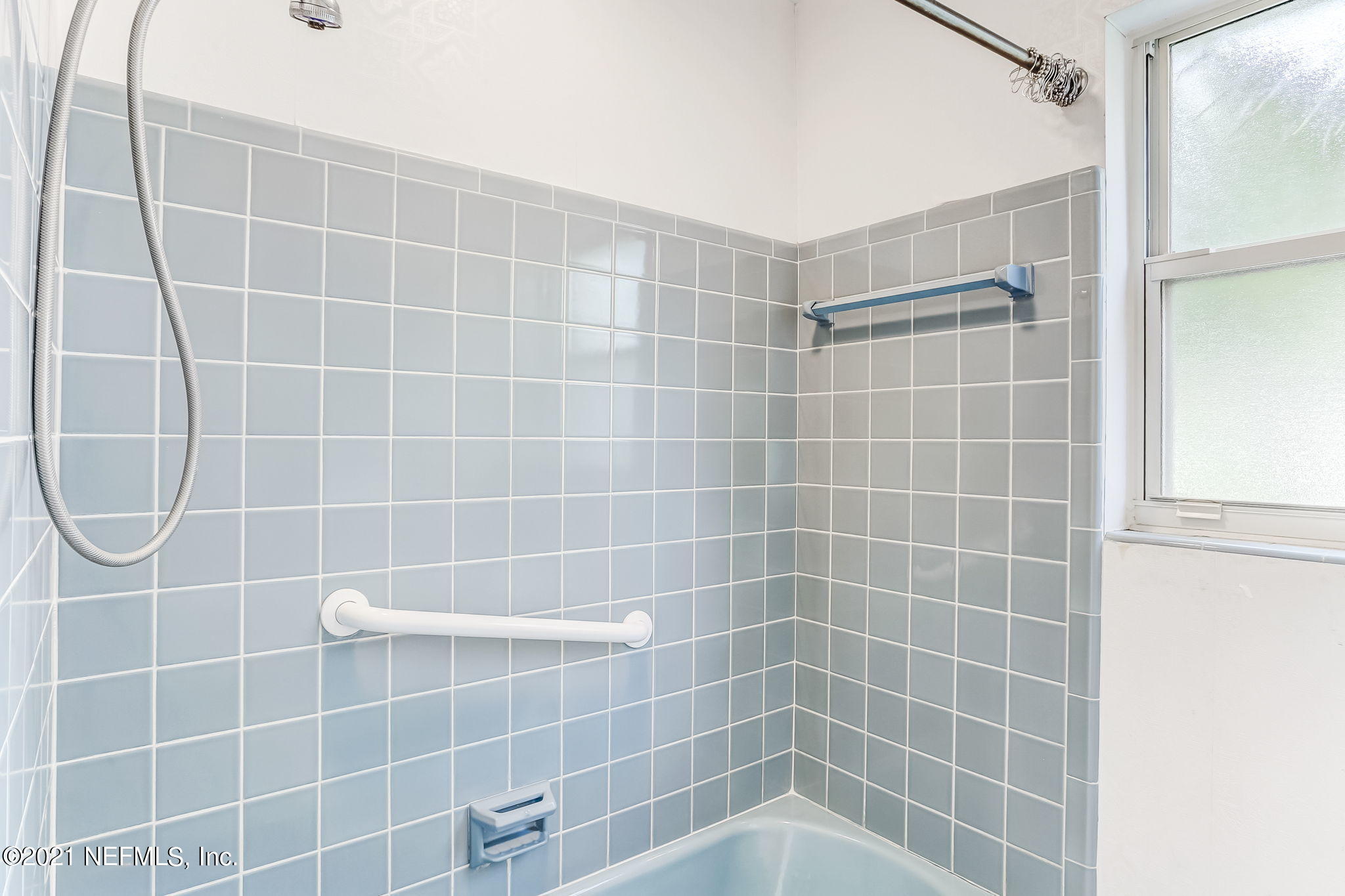 6841 Estrada Road Jacksonville, FL 32217 - Photo 19 of 48 Bathroom 2