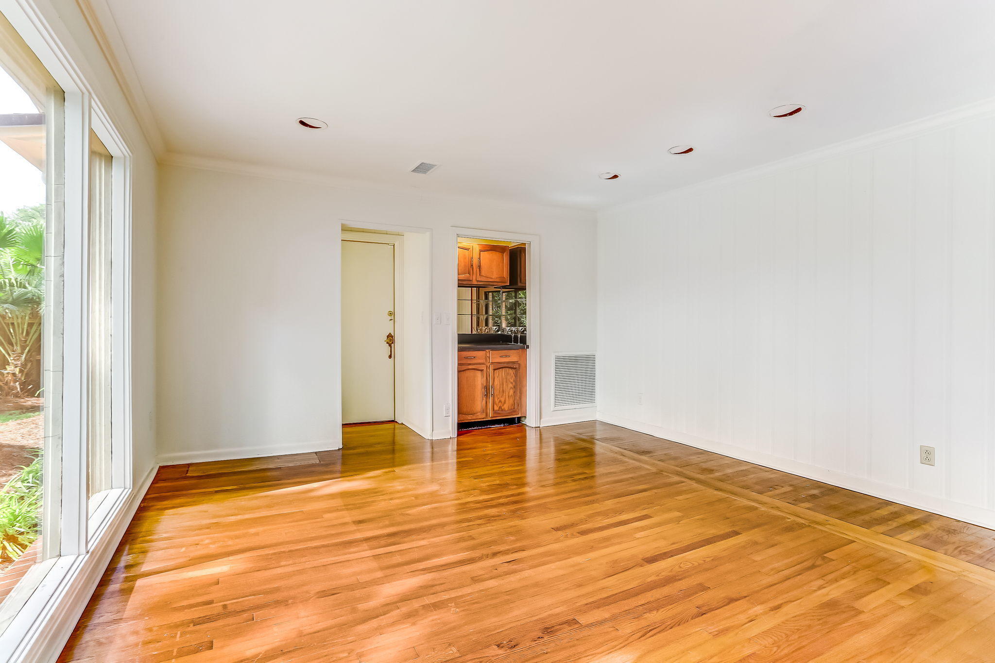 6841 Estrada Road Jacksonville, FL 32217 - Photo 33 of 48 Family Room