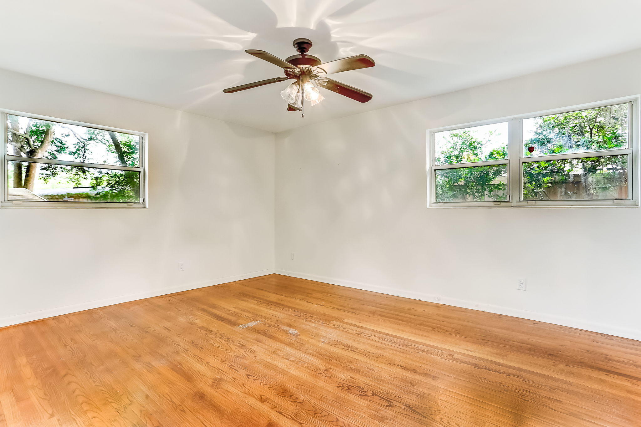 6841 Estrada Road Jacksonville, FL 32217 - Photo 40 of 48 Primary Bedroom