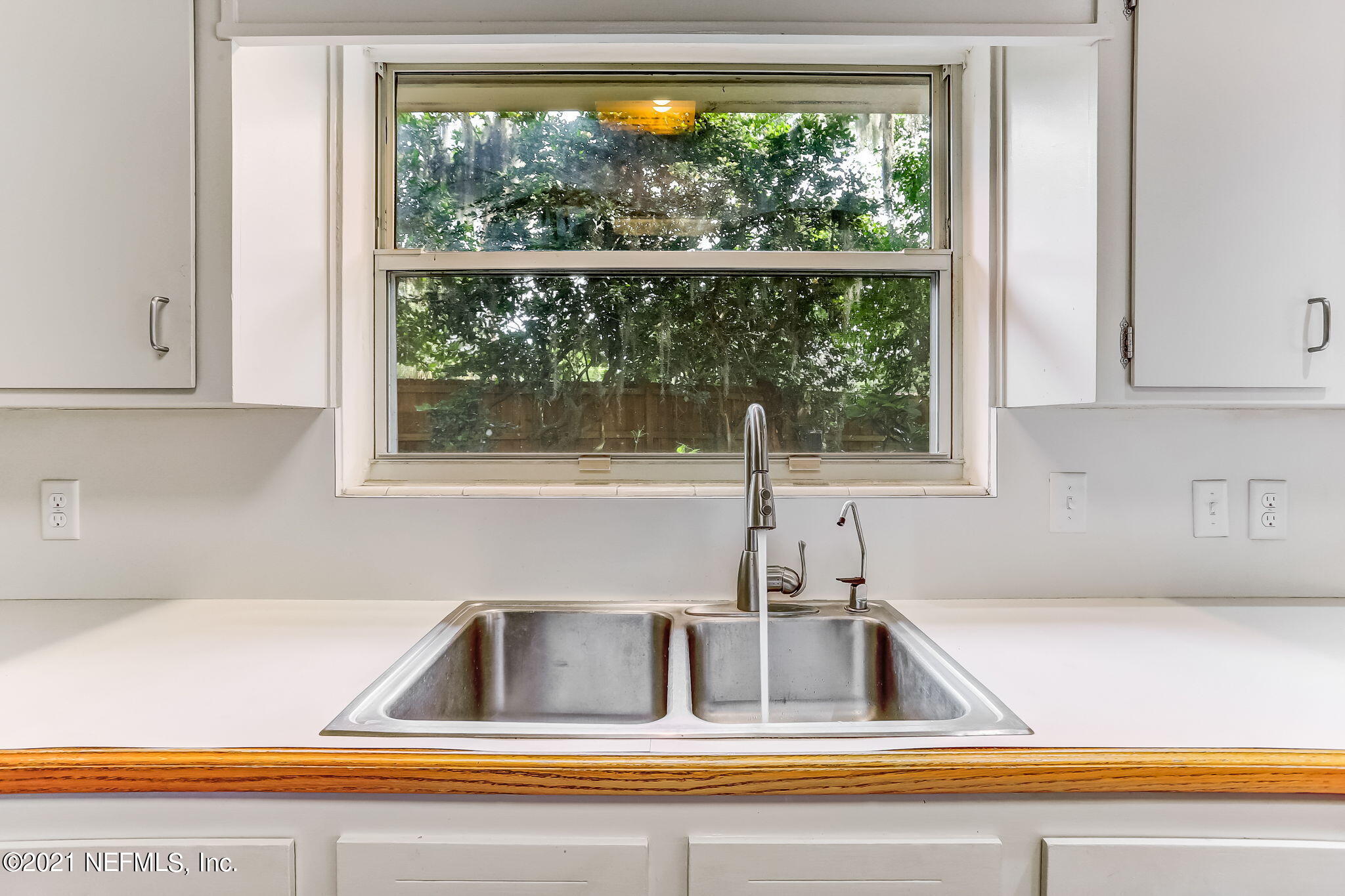 6841 Estrada Road Jacksonville, FL 32217 - Photo 47 of 48 Kitchen