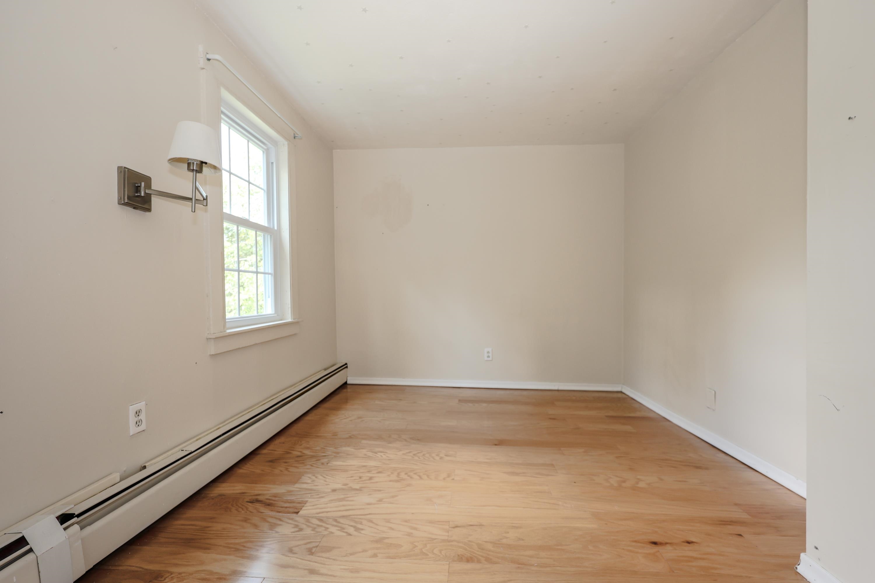 7 Old Deerfield Road Candia, NH 03034 - Photo 11 of 24