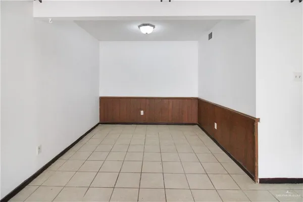 $750 | 1508 West Nolana Avenue, Unit B, McAllen, TX 78504