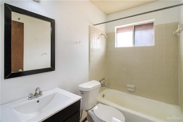 $750 | 1508 West Nolana Avenue, Unit B, McAllen, TX 78504