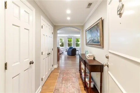 $425,000 | 229 Ward Parkway, Unit 103B, Kansas City, MO 64112