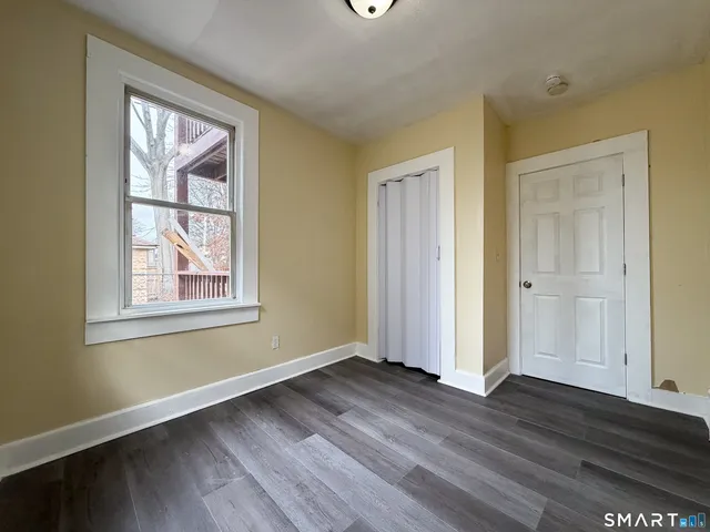 $2,400 | 330 Hollister Street, Unit 1, Stratford, CT 06615