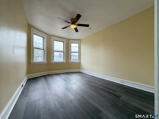 $2,400 | 330 Hollister Street, Unit 1, Stratford, CT 06615