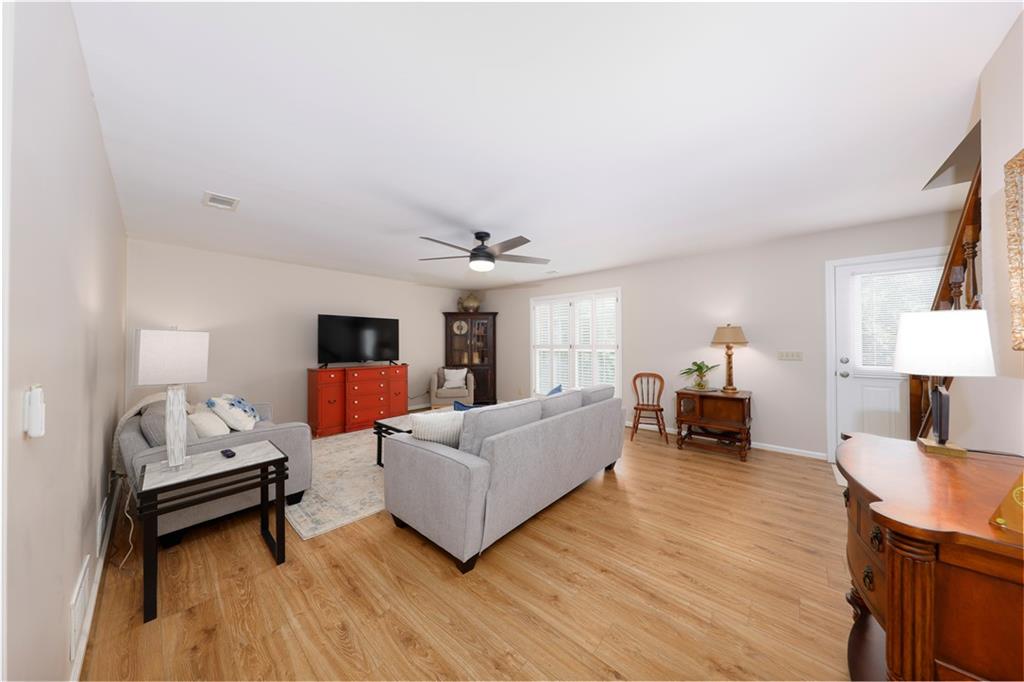 9135 Clearwater Road Gainesville, GA 30506 - Photo 11 of 41
