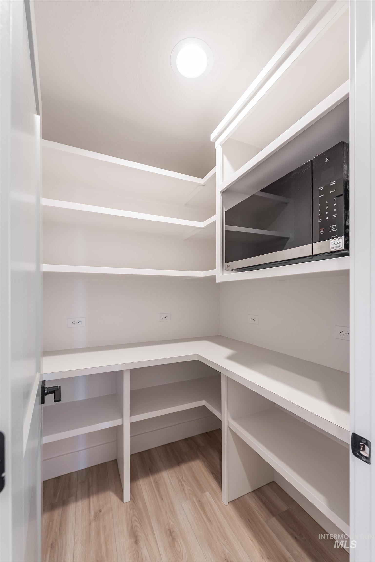 410 South Diesel Way Boise, ID 83716 - Photo 12 of 49 View of pantry