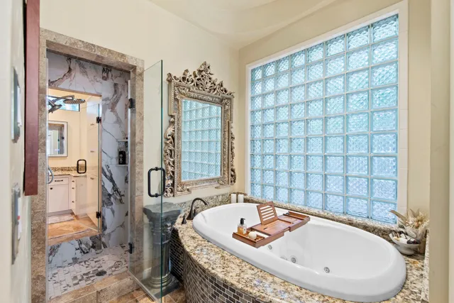 $1,695,000 | 95 North Windsail Place, The Woodlands, TX 77381