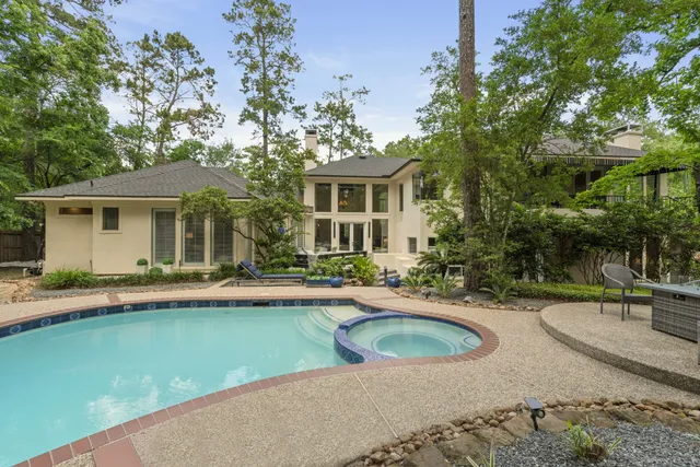 $1,695,000 | 95 North Windsail Place, The Woodlands, TX 77381