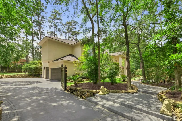 $1,695,000 | 95 North Windsail Place, The Woodlands, TX 77381