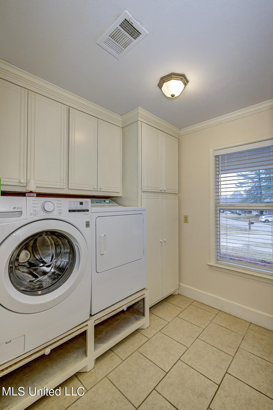 123 Oak Ridge Circle Madison, MS 39110 - Photo 17 of 31 1-21