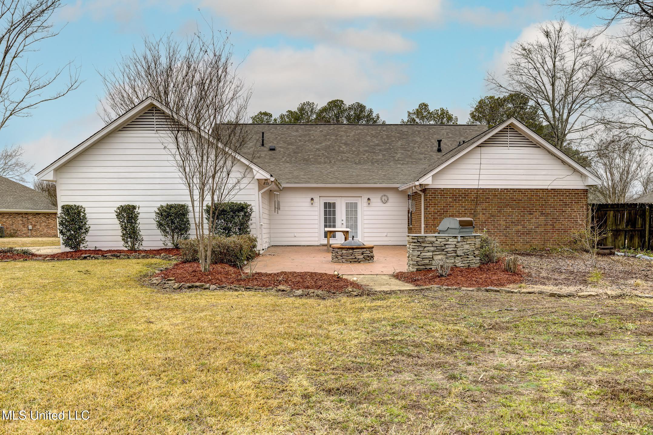 123 Oak Ridge Circle Madison, MS 39110 - Photo 23 of 31 1-7