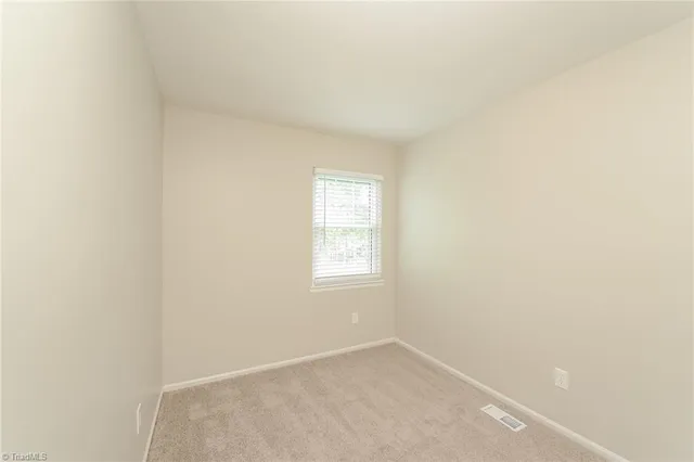 $1,755 | 405 Woodlake Drive, Greensboro, NC 27406