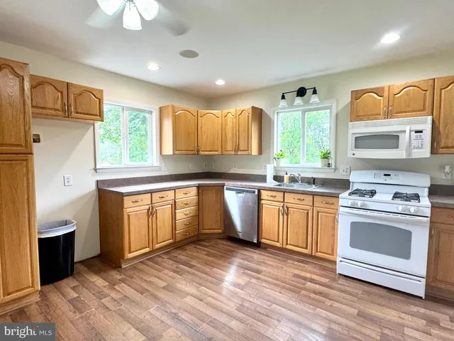 $339,000 | 517 Ridge Road, Southampton, NJ 08088