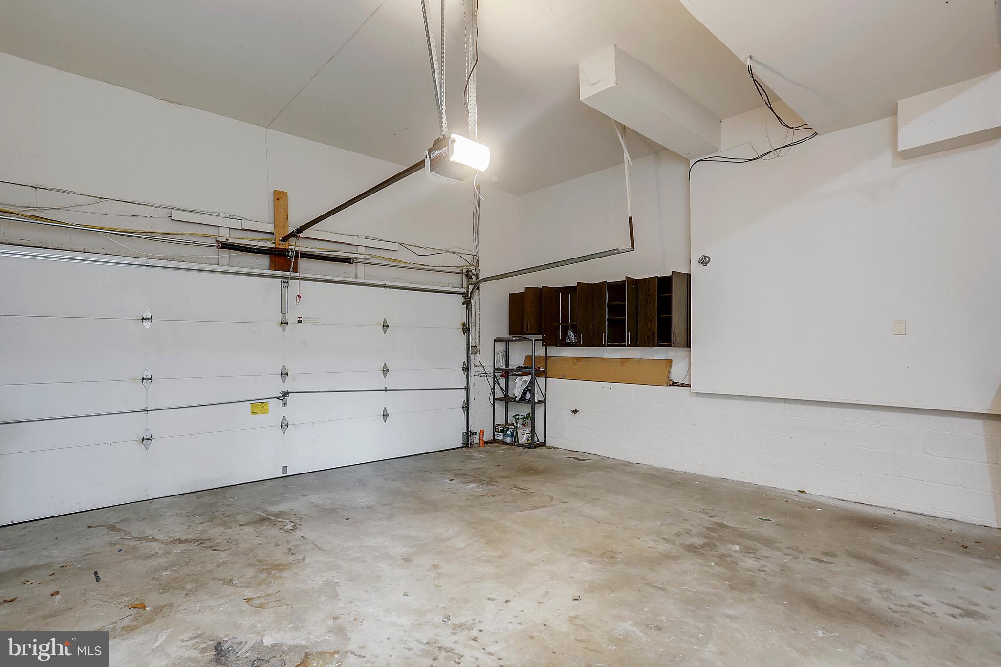 9801 Clydesdale Street Potomac, MD 20854 - Photo 34 of 97