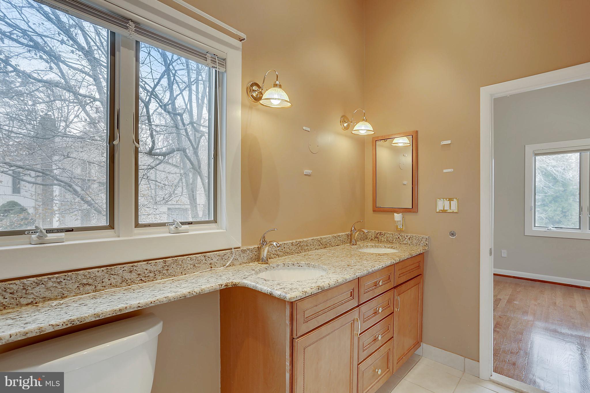 9801 Clydesdale Street Potomac, MD 20854 - Photo 44 of 97