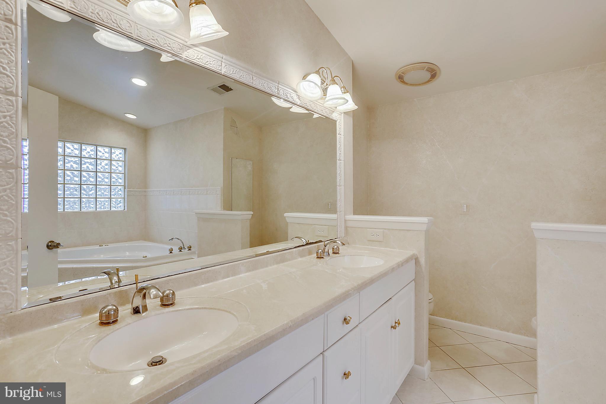 9801 Clydesdale Street Potomac, MD 20854 - Photo 60 of 97