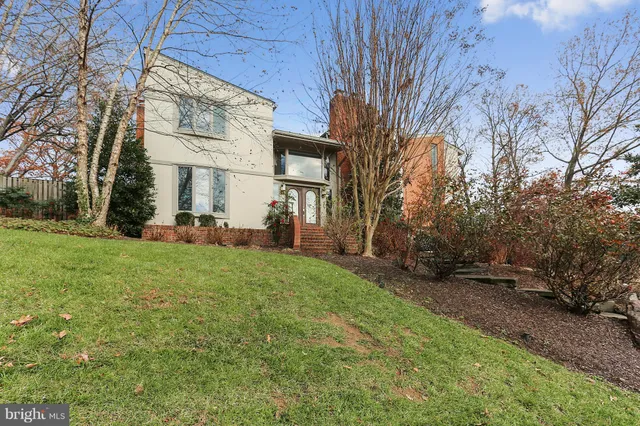 $6,250 | 9801 Clydesdale Street, Potomac, MD 20854