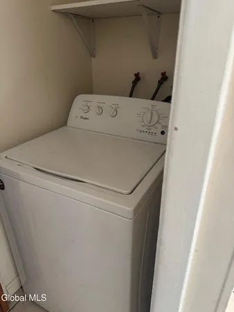 $1,800 | 535 Hamilton Street, Albany, NY 12203