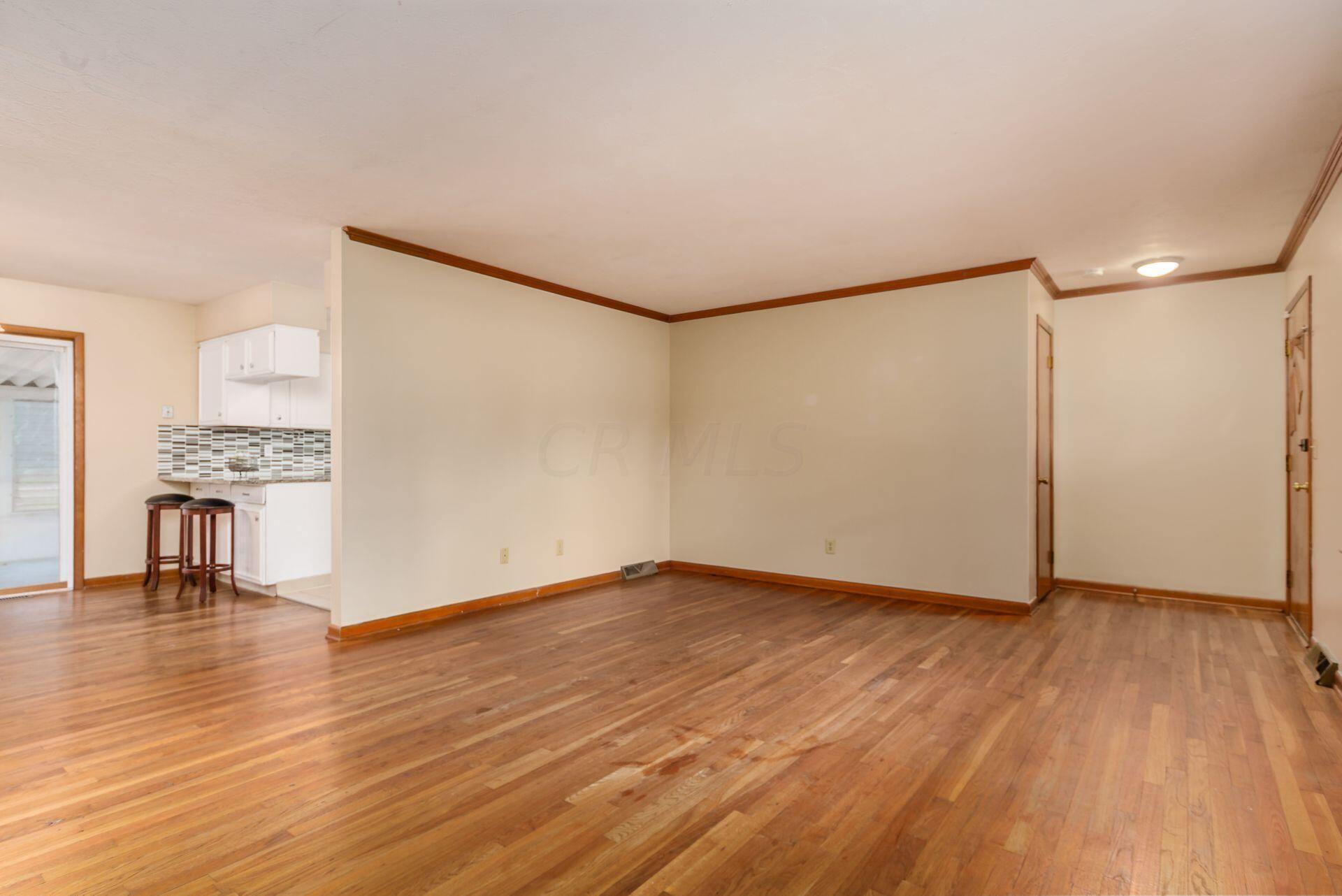 6750 Paul Road Westerville, OH 43082 - Photo 12 of 32 Family Room