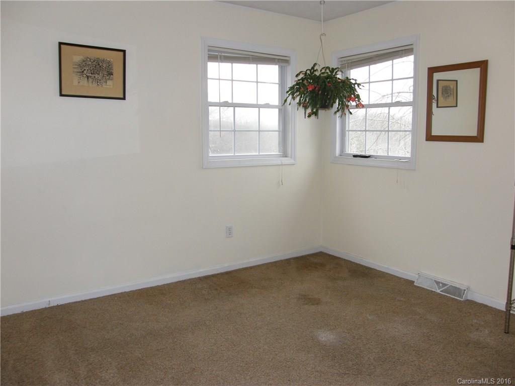 40 Conner Road, Unit 1 Candler, NC 28715 - Photo 11 of 20 Gallery Image 11