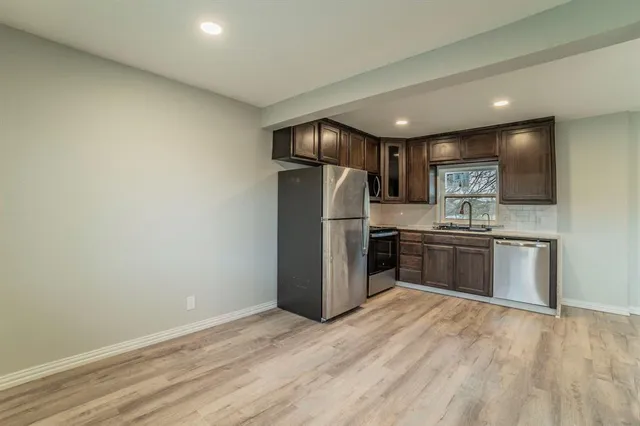 $270,000 | 1704 Hillside Drive, River Oaks, TX 76114