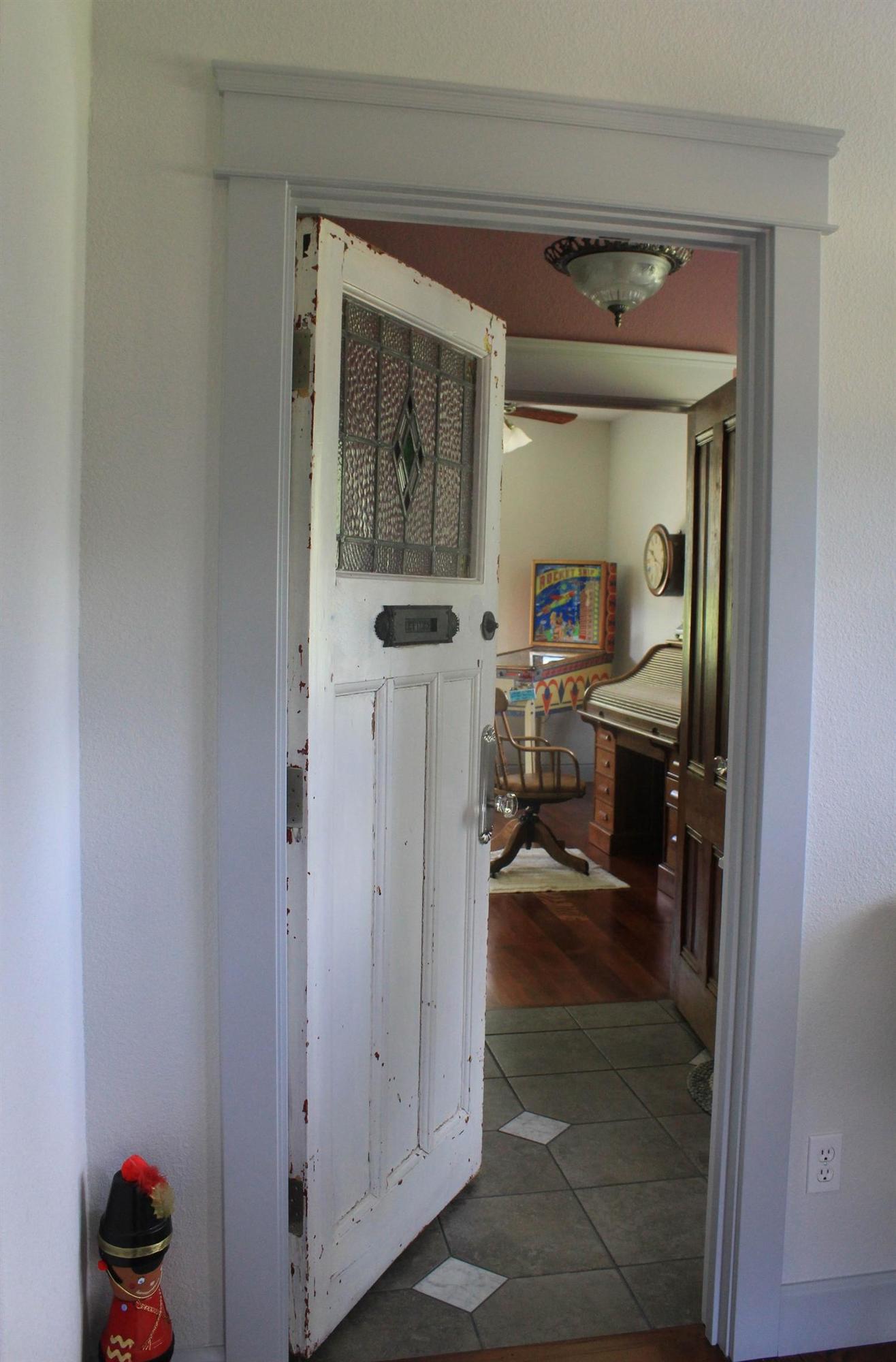 8450 New Hope Road Grants Pass, OR 97527 - Photo 7 of 35 Gallery Image 7