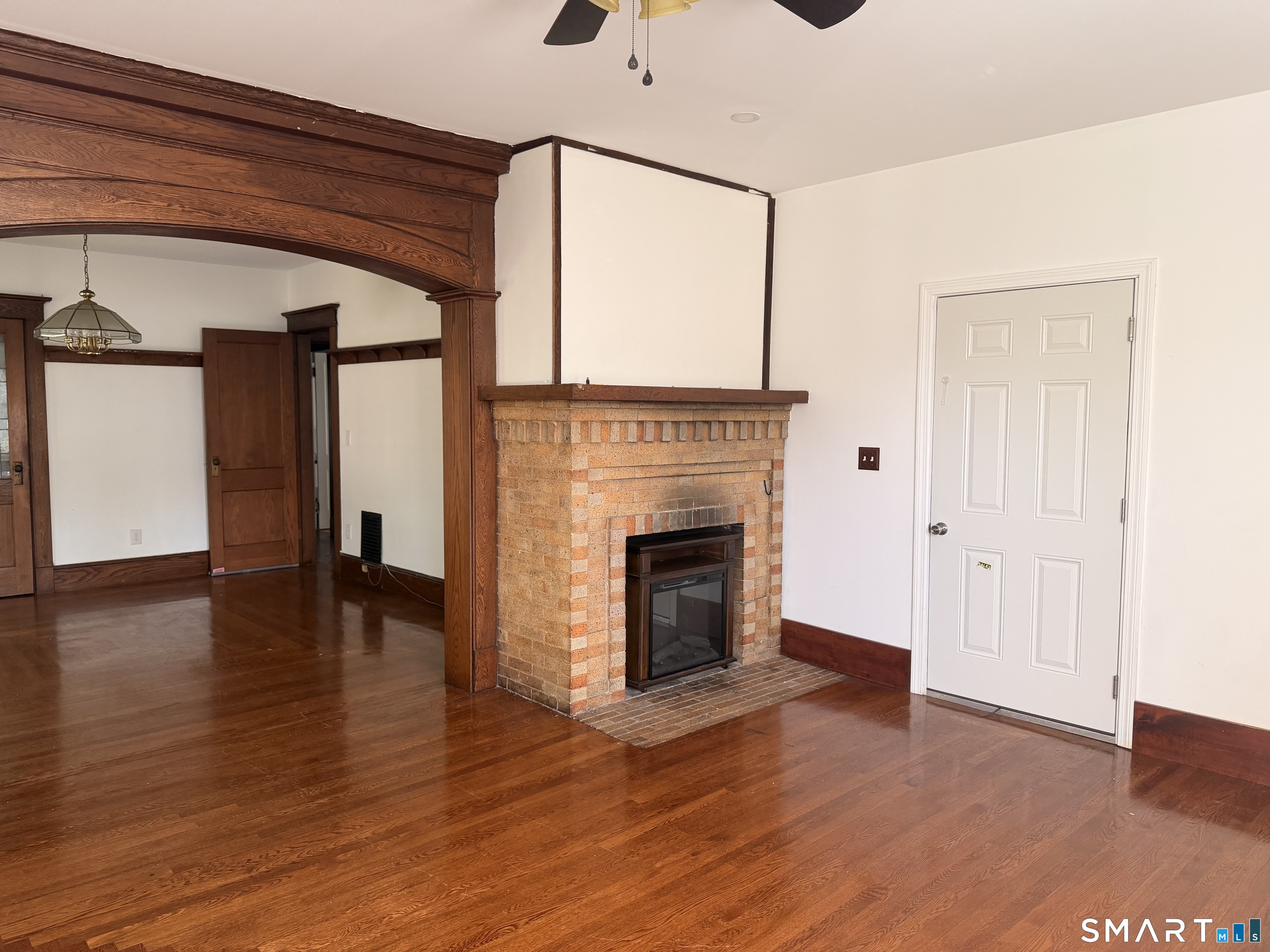 42 Pendleton Street, Unit 2 New Haven, CT 06511 - Photo 2 of 12