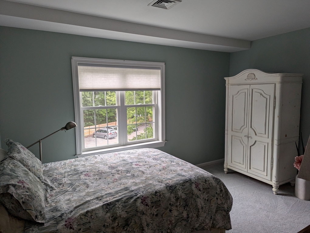 190 Chickering Road, Unit 313D North Andover, MA 01845 - Photo 5 of 9 Gallery Image 5