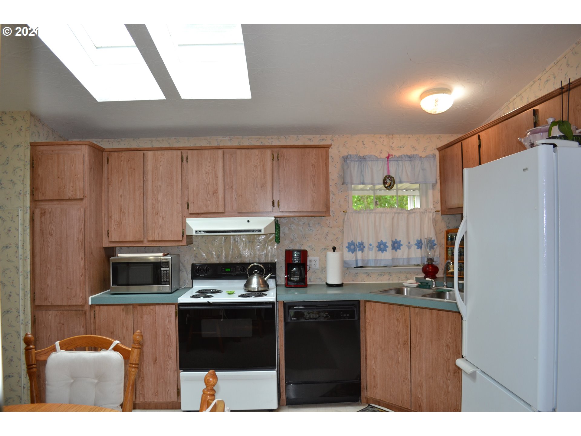 1050 Glengary Loop Road Roseburg, OR 97470 - Photo 5 of 28 Gallery Image 5